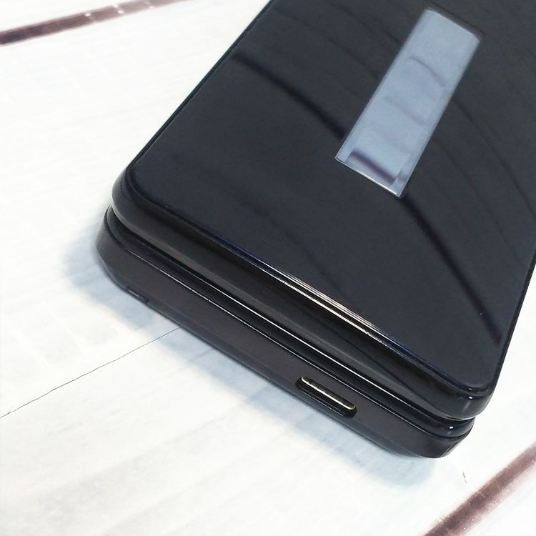 docomo SH-02L AQUOS SHARP �������� �֥�å�  618