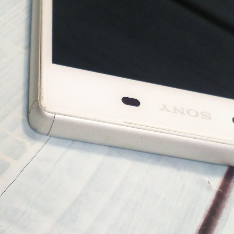 SONY XPERIA Z5 SO-01H docomo White �ۥ磻��  582