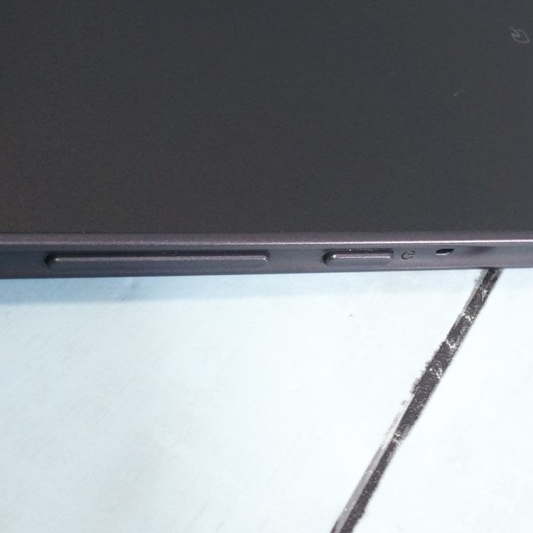 docomo arrows Tab F-02K Black �֥�å�  765