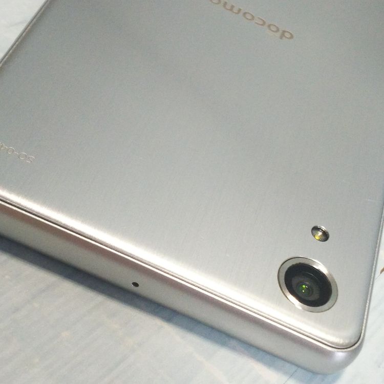 docomo Xperia X Performance SO-04H �ۥ磻�� ����С�  593