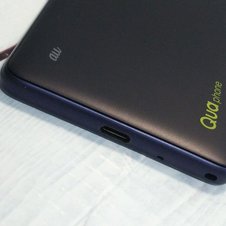 au Qua phone QZ ������ KYV44 ����ǥ���  288