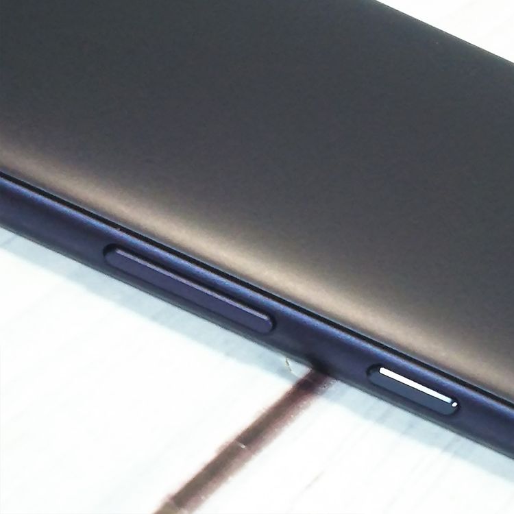 au Qua phone QZ ������ KYV44 ����ǥ���  849