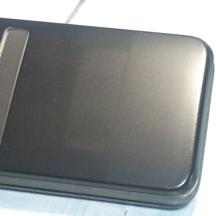 au ������ GRATINA ��[����] �֥�å� KYF39  358