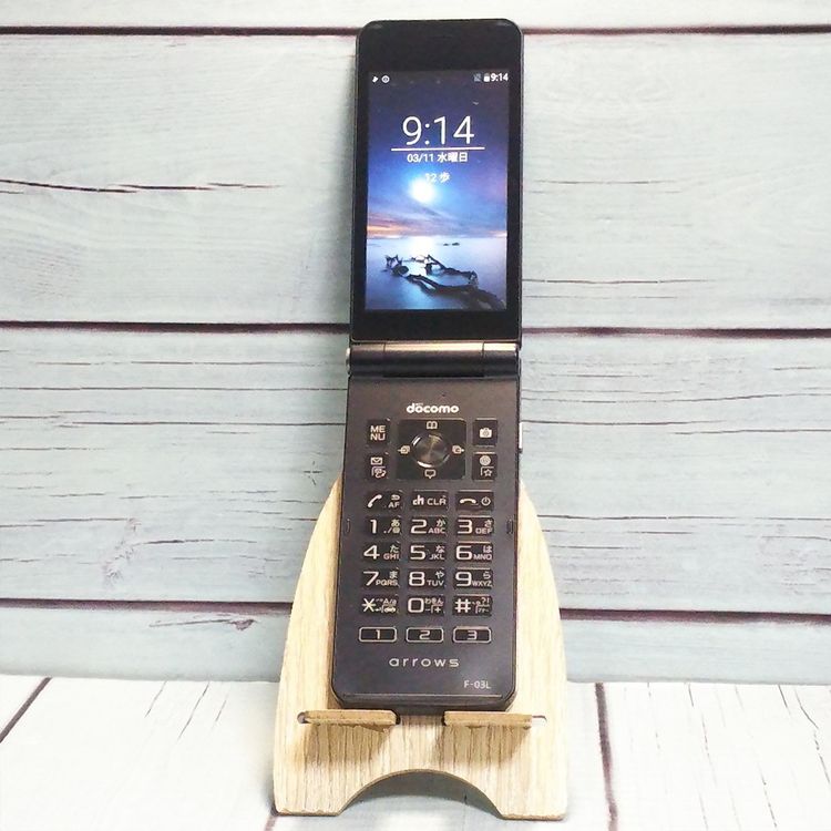 docomo arrows �ٻ��� �������� F-03L �֥�å�  351