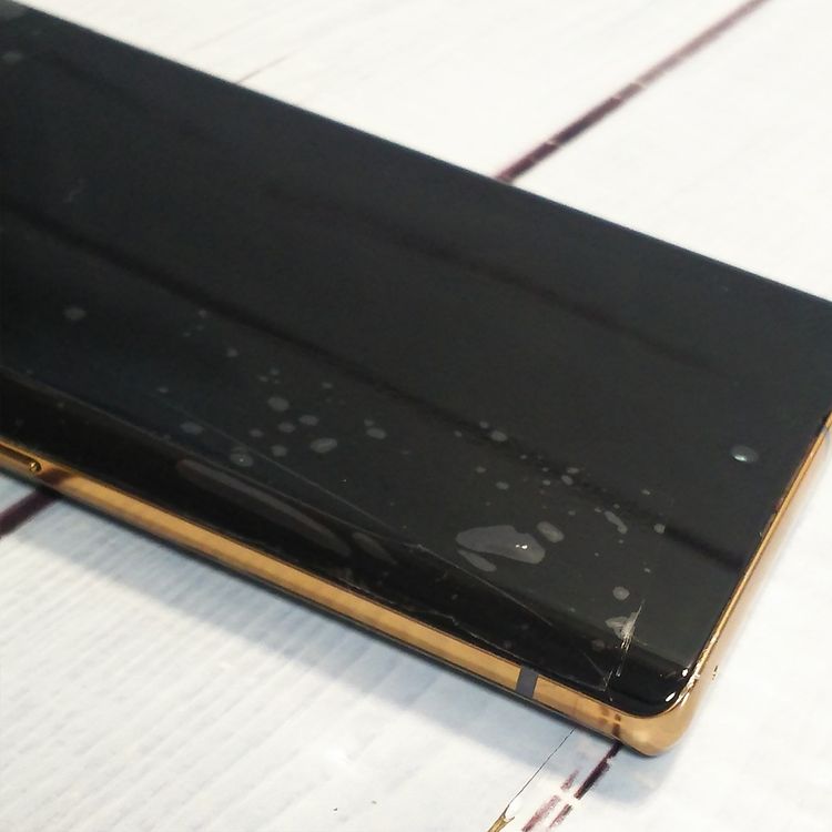 docomo arrows NX9 F-52A ������� [�����]  927