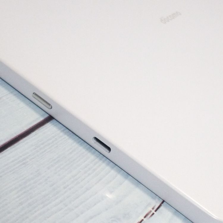 docomo dtab d-41A SHARP Android���֥�å� �ۥ磻��  ���� 902