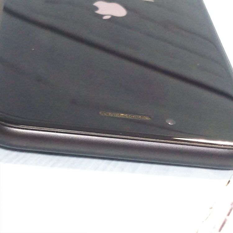 au iPhone7 �֥�å� 32GB  195
