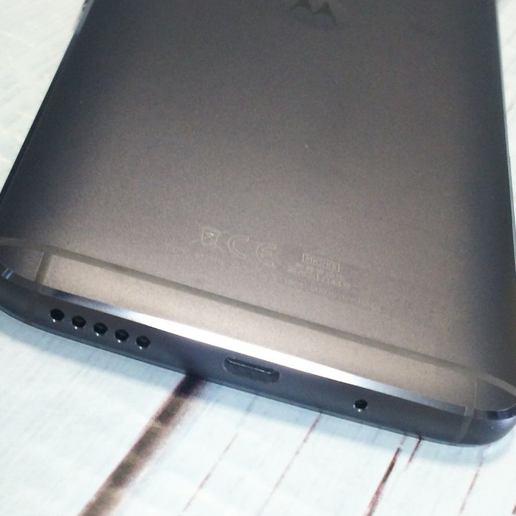 ��ȥ����� Moto G5S Plus XT1805 ��ʥ��졼  696