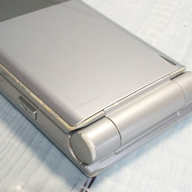 docomo arrows �ٻ��� �������� F-03L ����С�  902