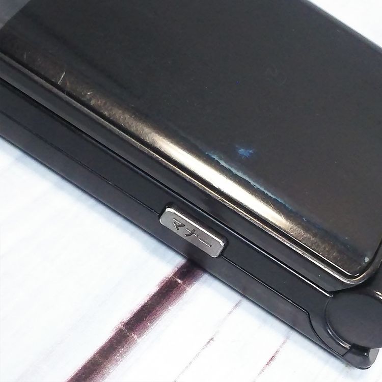 docomo arrows �ٻ��� �������� F-03L �֥�å�  520