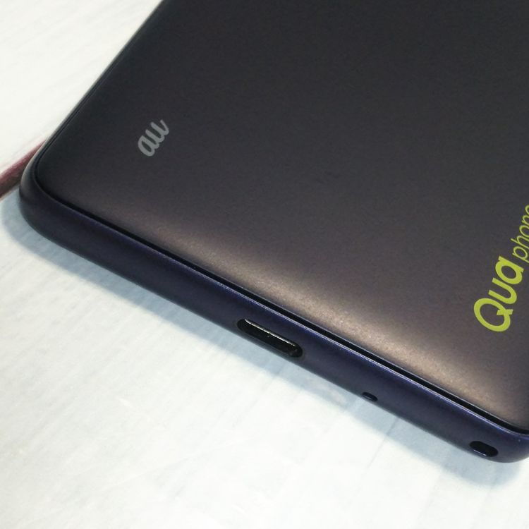 au Qua phone QZ ������ KYV44 ����ǥ���  961