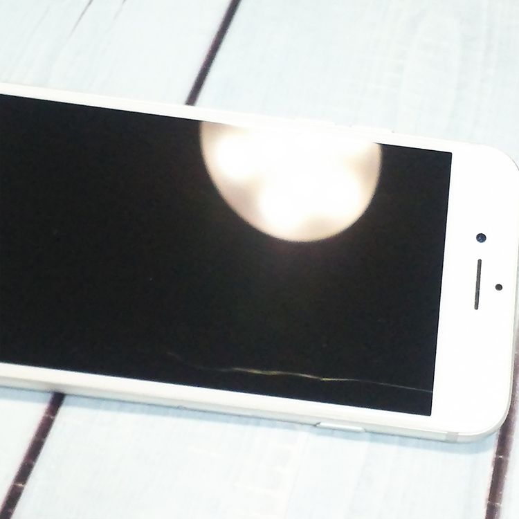 SIM�ե꡼ iPhone7  32GB ����С�  315