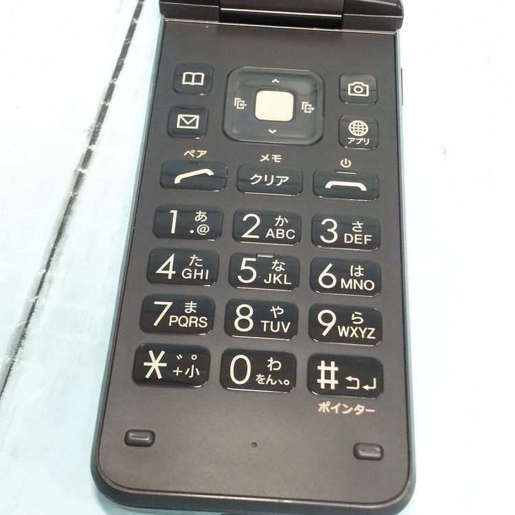 au ������ GRATINA ��[����] �֥�å� KYF39  997