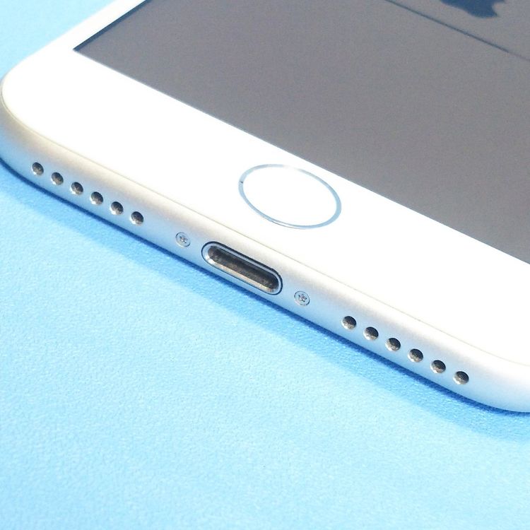 Softbank iPhone8 64GB ����С�  764