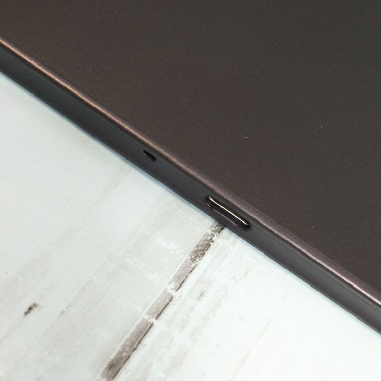 docomo arrows Tab F-02K Black �֥�å�  325