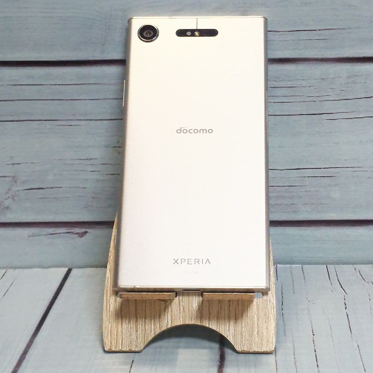 docomo Xperia XZ1 SO-01K Warm Silver  326