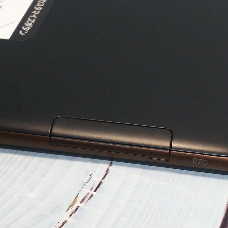 au KYOCERA Qua tab QZ8 �⥫�֥�å� KYT32  229