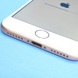 SIM�ե꡼ iPhone8 64GB �������  865