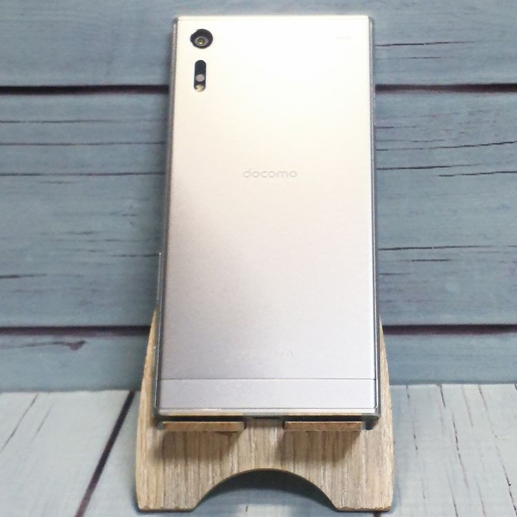 docomo Xperia X�� SO-01J Platinum ����С�  880