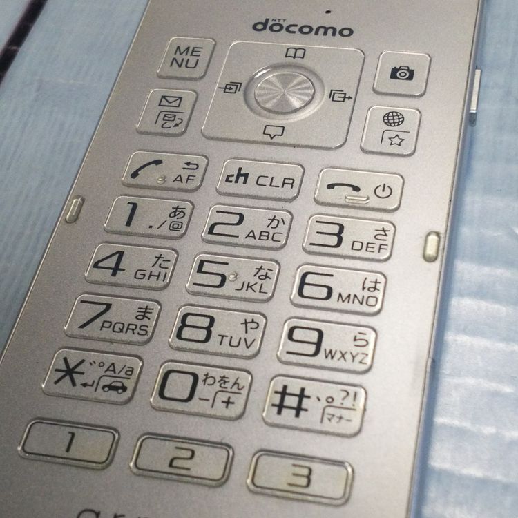 docomo arrows �ٻ��� �������� F-03L ����С�  606