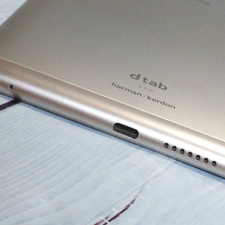 docomo dtab Compact d-02K ������� HUAWEI  512