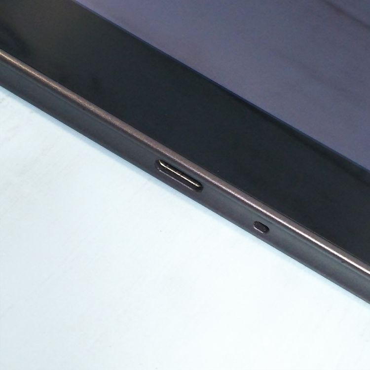 docomo arrows Tab F-02K Black �֥�å�  983