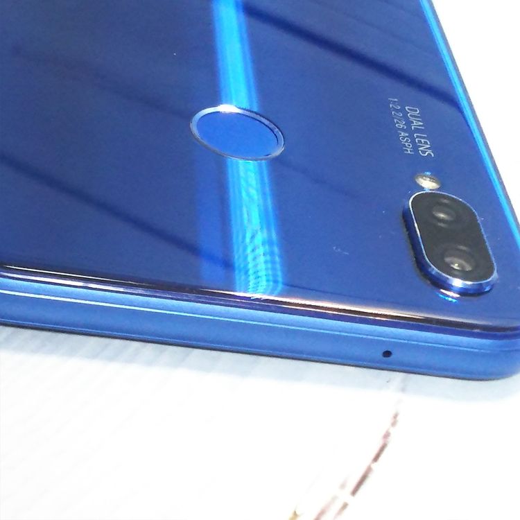 Huawei au  P20 lite HWV32 Klein Blue  373