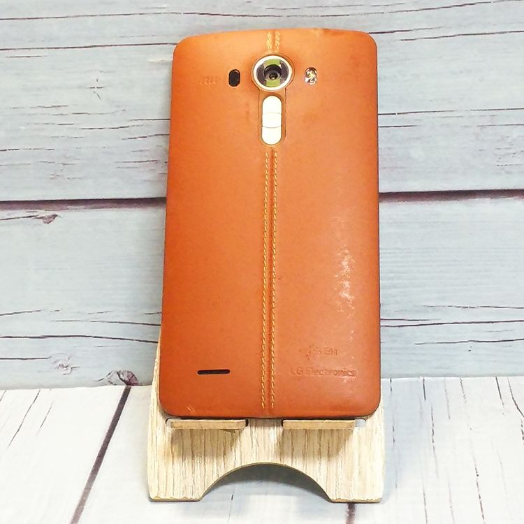 au LG isai vivid LGV32 �쥶���֥饦��   804