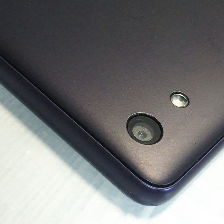 au Qua phone QZ ������ KYV44 ����ǥ���  883