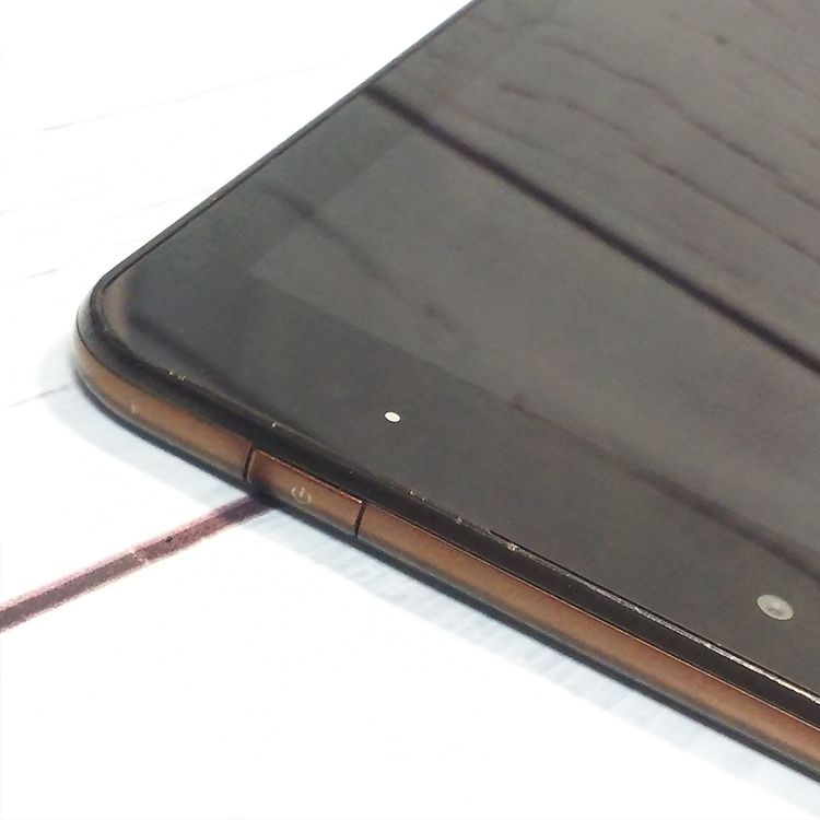 au KYOCERA Qua tab QZ8 �⥫�֥�å� KYT32  161
