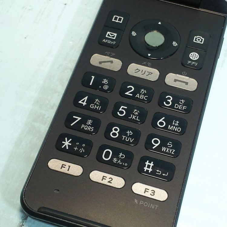 KYOCERA au GRATINA 4G BLACK KYF31  223