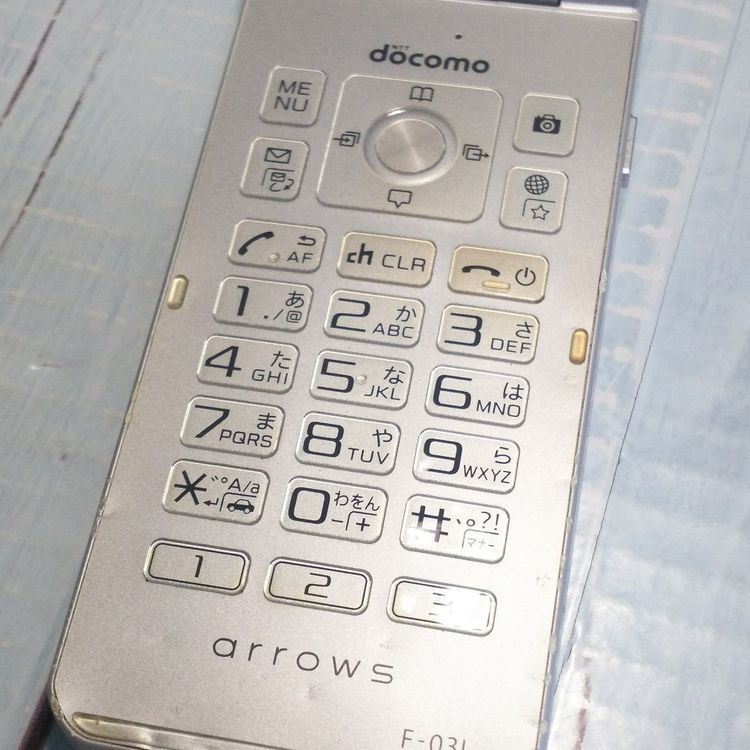 docomo arrows �ٻ��� �������� F-03L ����С�  144