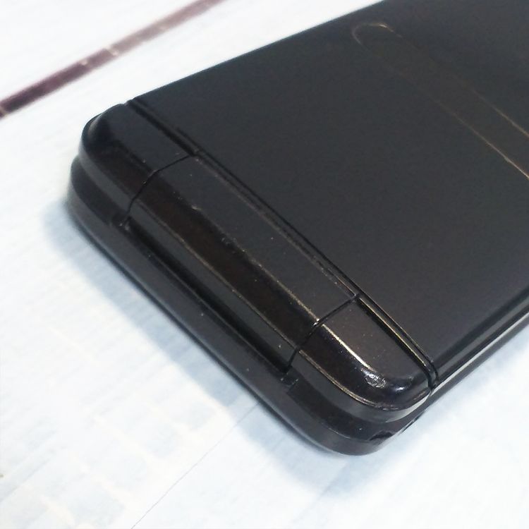 au GRATINA KYF42 �֥�å� ������ SIM���å�  690