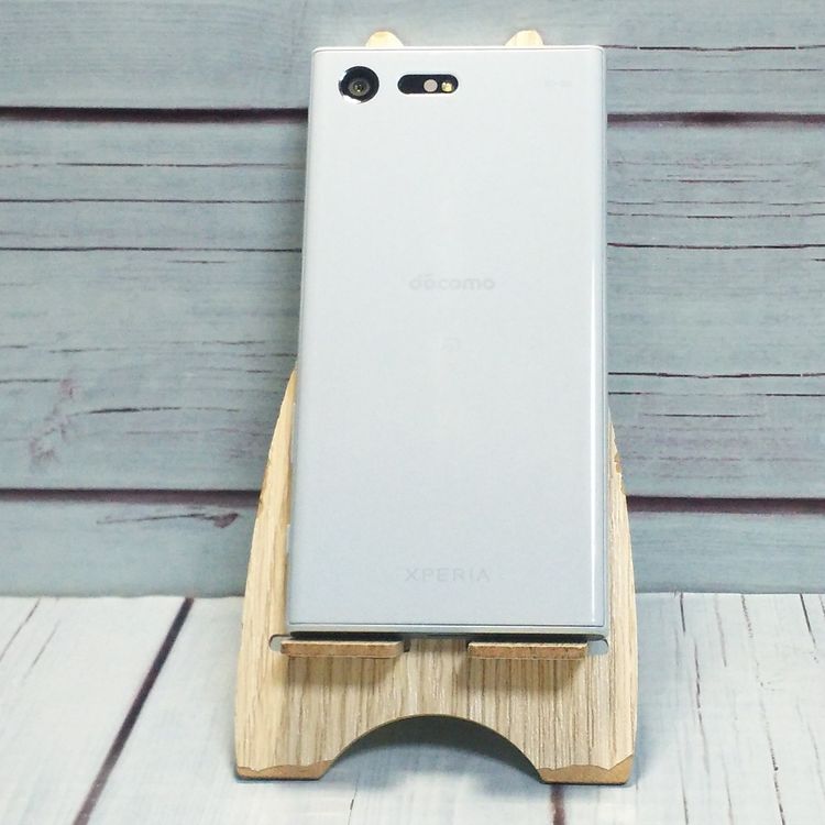 docomo Xperia X Compact SO-02J �ߥ��ȥ֥롼 [������]  059