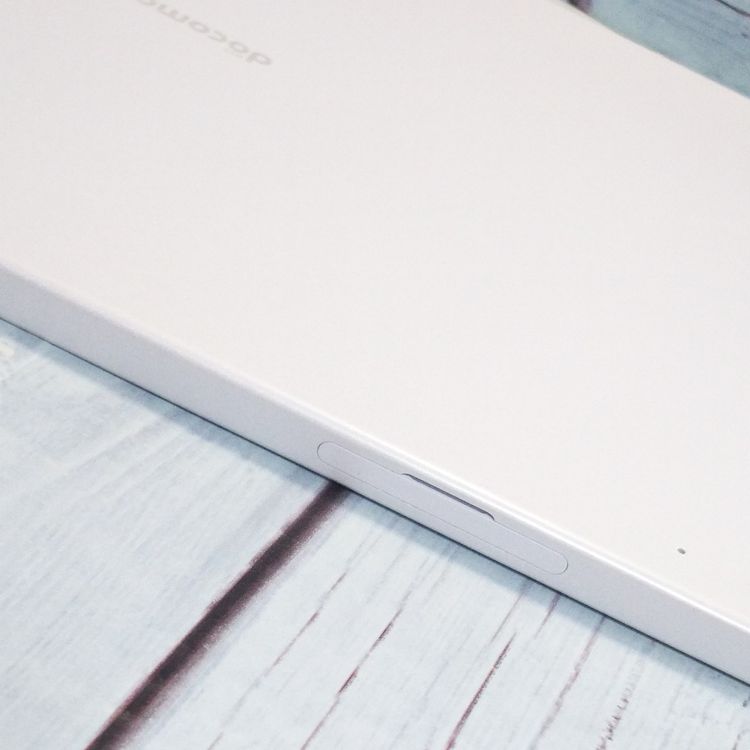 docomo dtab d-41A SHARP Android���֥�å� �ۥ磻��  663