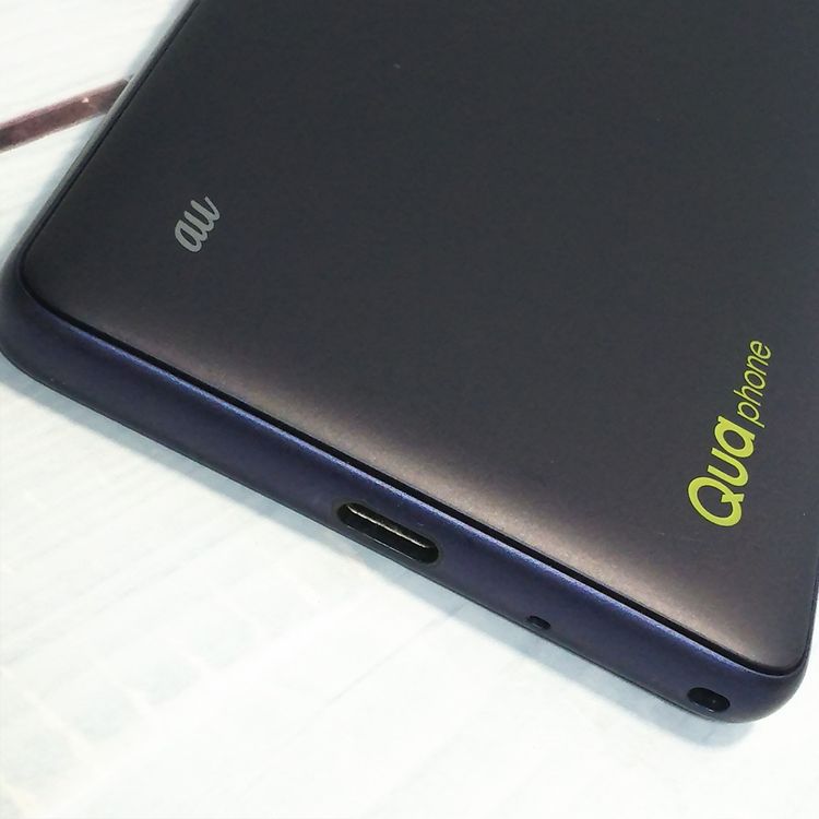 au Qua phone QZ ������ KYV44 ����ǥ���  595