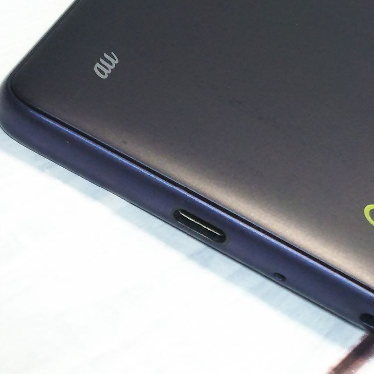 au Qua phone QZ ������ KYV44 ����ǥ���  978