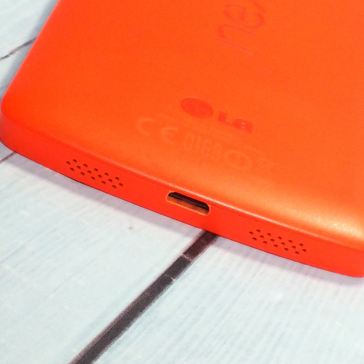 Y!mobile LG Nexus5 16GB LG-D821 �֥饤�ȥ�å�  841