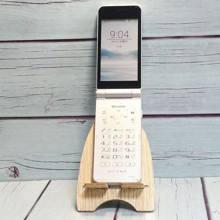 docomo arrows ٻ  F-03L С []  577