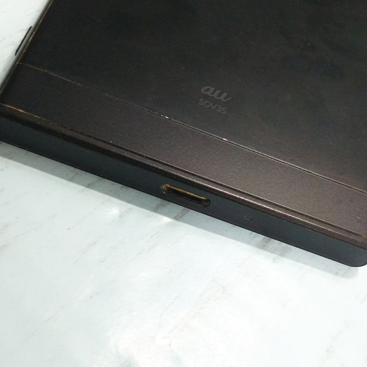 SONY Xperia XZs SOV35 au �֥�å�  751