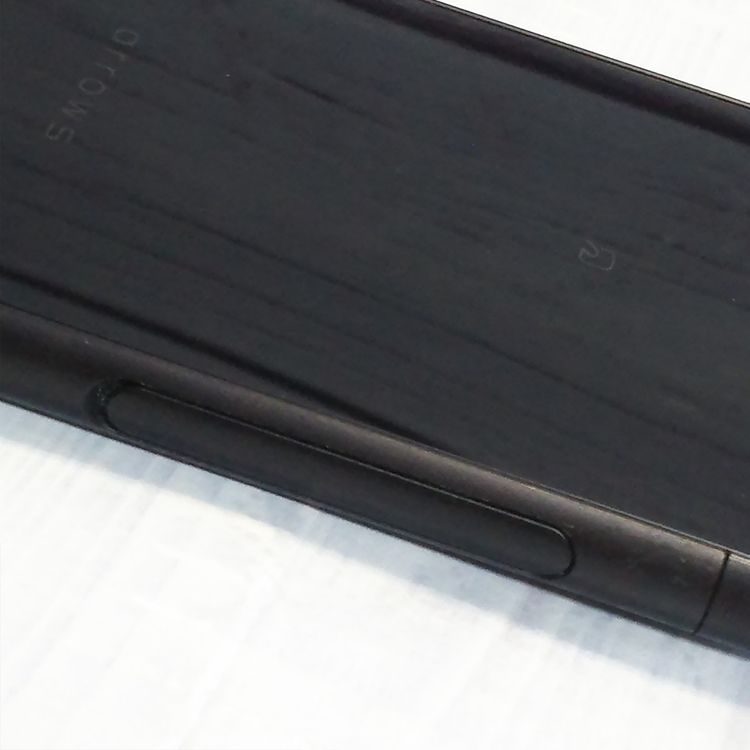 docomo �ٻ��� arrows Be 16GB �֥�å� F-05J  828