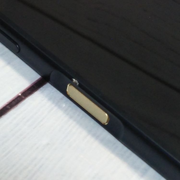 arrows �ٻ��� NX F-01K �֥롼�֥�å� docomo  679