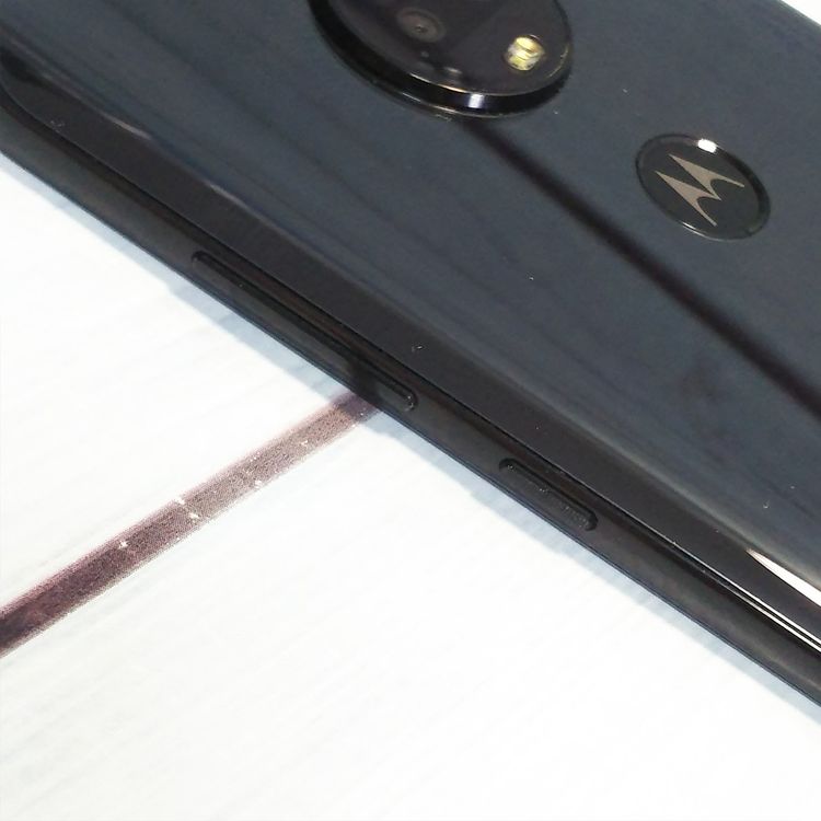 Motorola moto g7 ����ߥå��֥�å�  333