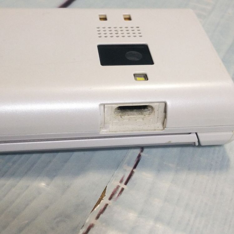 SoftBank ������ DIGNO�������� 501KC �ۥ磻��  921