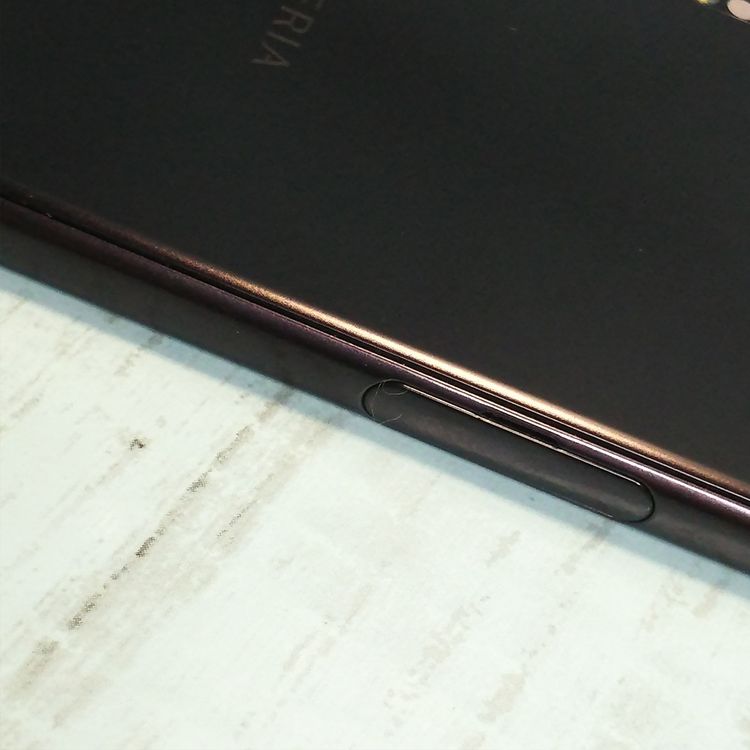 SONY Xperia XZ SOV34 au  �ߥͥ��֥�å� Black  048