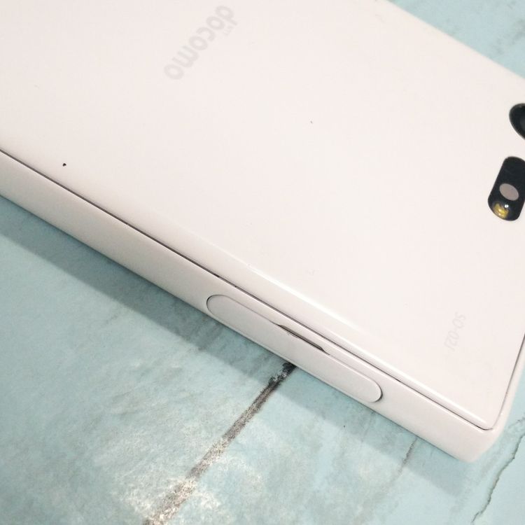 docomo Xperia X Compact SO-02J �ۥ磻��  818