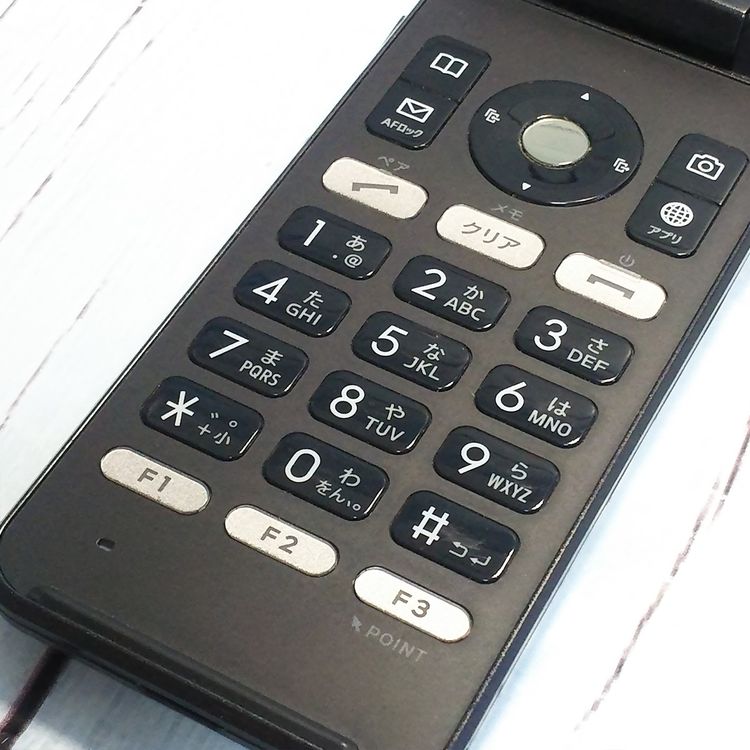 KYOCERA au GRATINA 4G BLACK KYF31  211