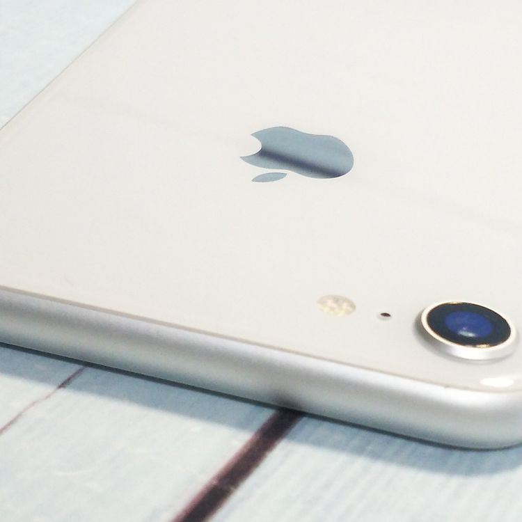 SoftBank iPhone8 64GB �Хåƥ꡼100% ����С�  ���� 386