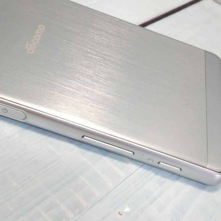 docomo Xperia X Performance SO-04H �ۥ磻�� ����С�  774