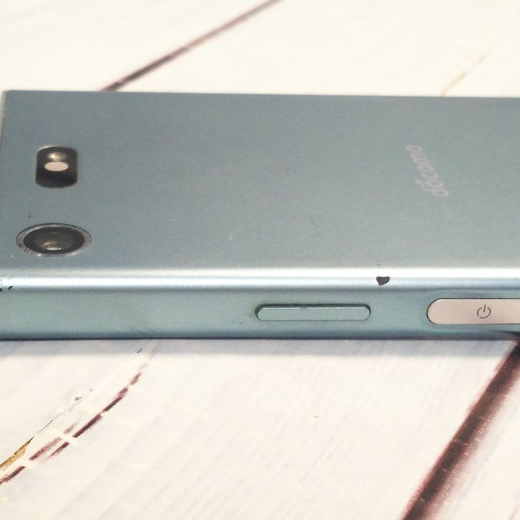 docomo Xperia XZ1 Compact SO-02K �֥롼  669